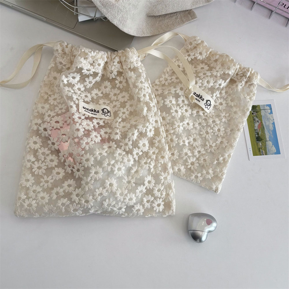 Lace Embroidered Daisy Mesh Dr - đánh giá và giá Travel Access