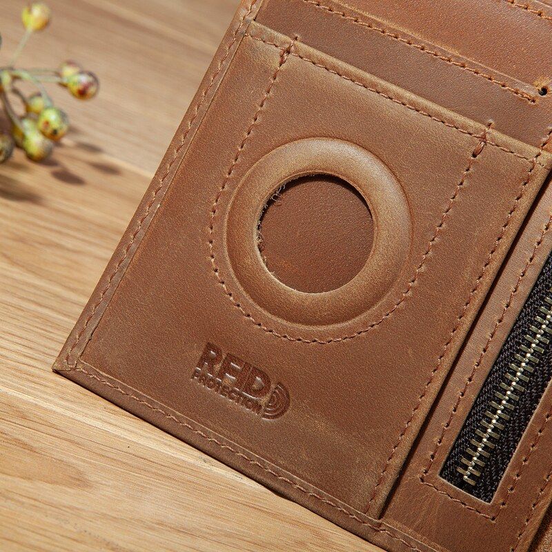 Fashionable Unisex Mad  Leathe - đánh giá và giá Passport Holder Rfid